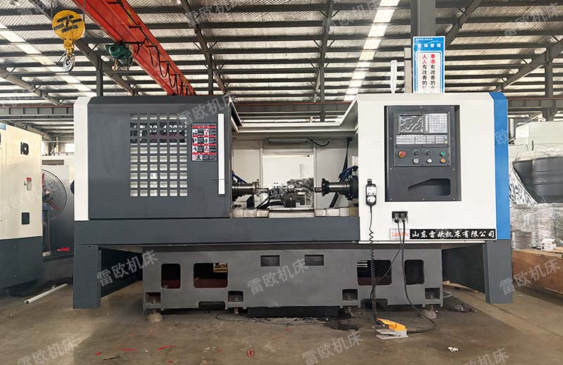 XT80-1200活塞杆多轴铣钻专机